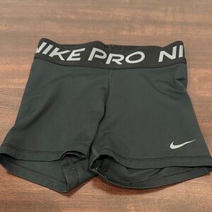 Nike Pro Women’s 3” training shorts - black with dark grey - size XS - GUC.